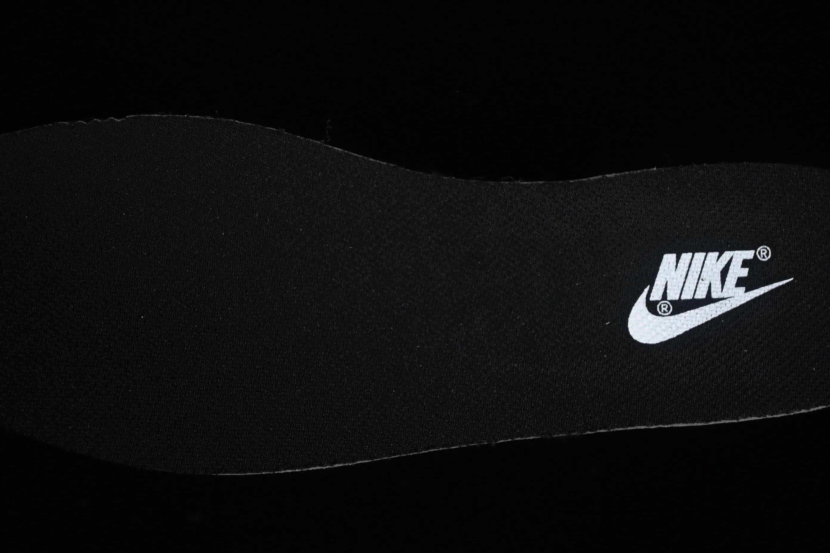 All Categories Nk SB Dunk Series Nk SB Dunk Low Low-top Sneakers Nk Dunk Low Panda Prank Jungle Crossing Overcoming Troubles Black Mamba Snake Print SB Strap Low-top Casual Sneakers DV0831-002